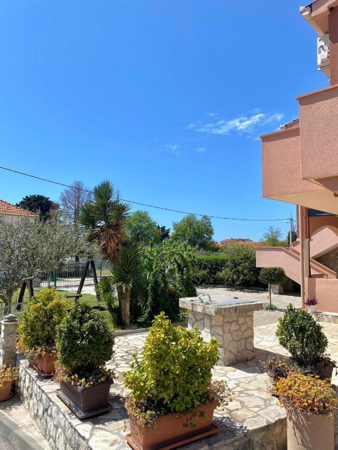 Apartmani Goga Biograd Na Moru Exteriér fotografie