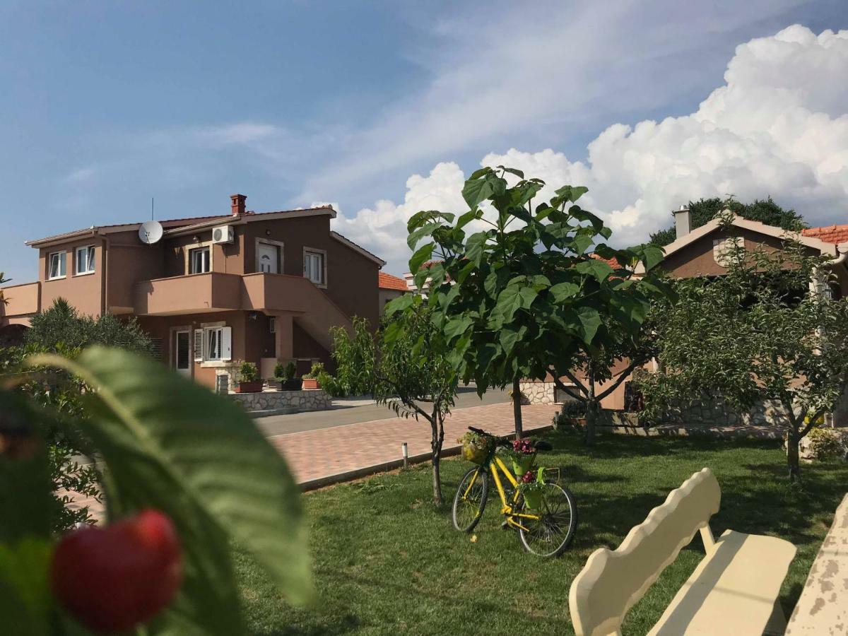 Apartmani Goga Biograd Na Moru Exteriér fotografie